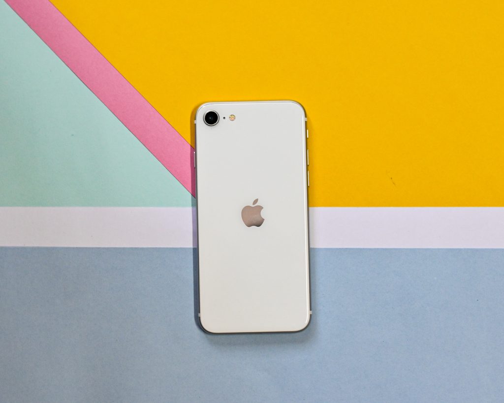 O novo iPhone SE poderá ser adiado até 2024
