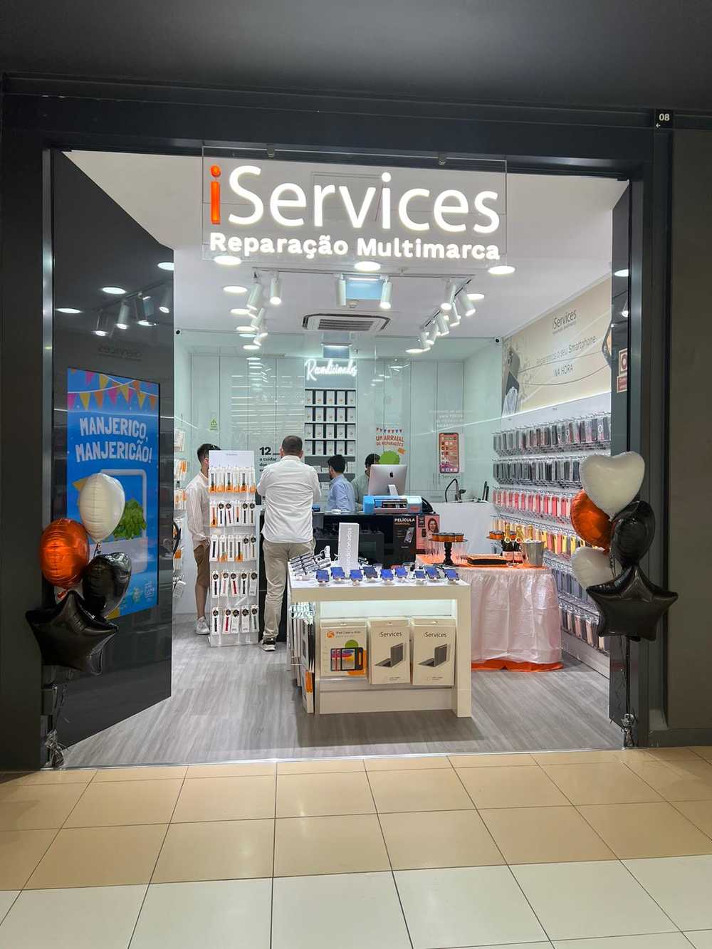 Notre fête d'ouverture pour iServices Famalicão