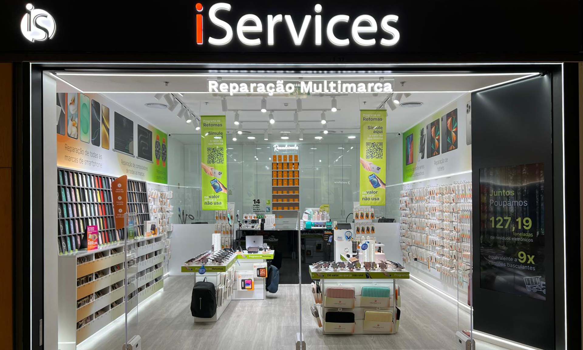 iServices Ferrara Plaza
